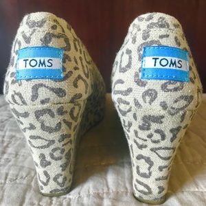 TOMS wedges (2 pair)